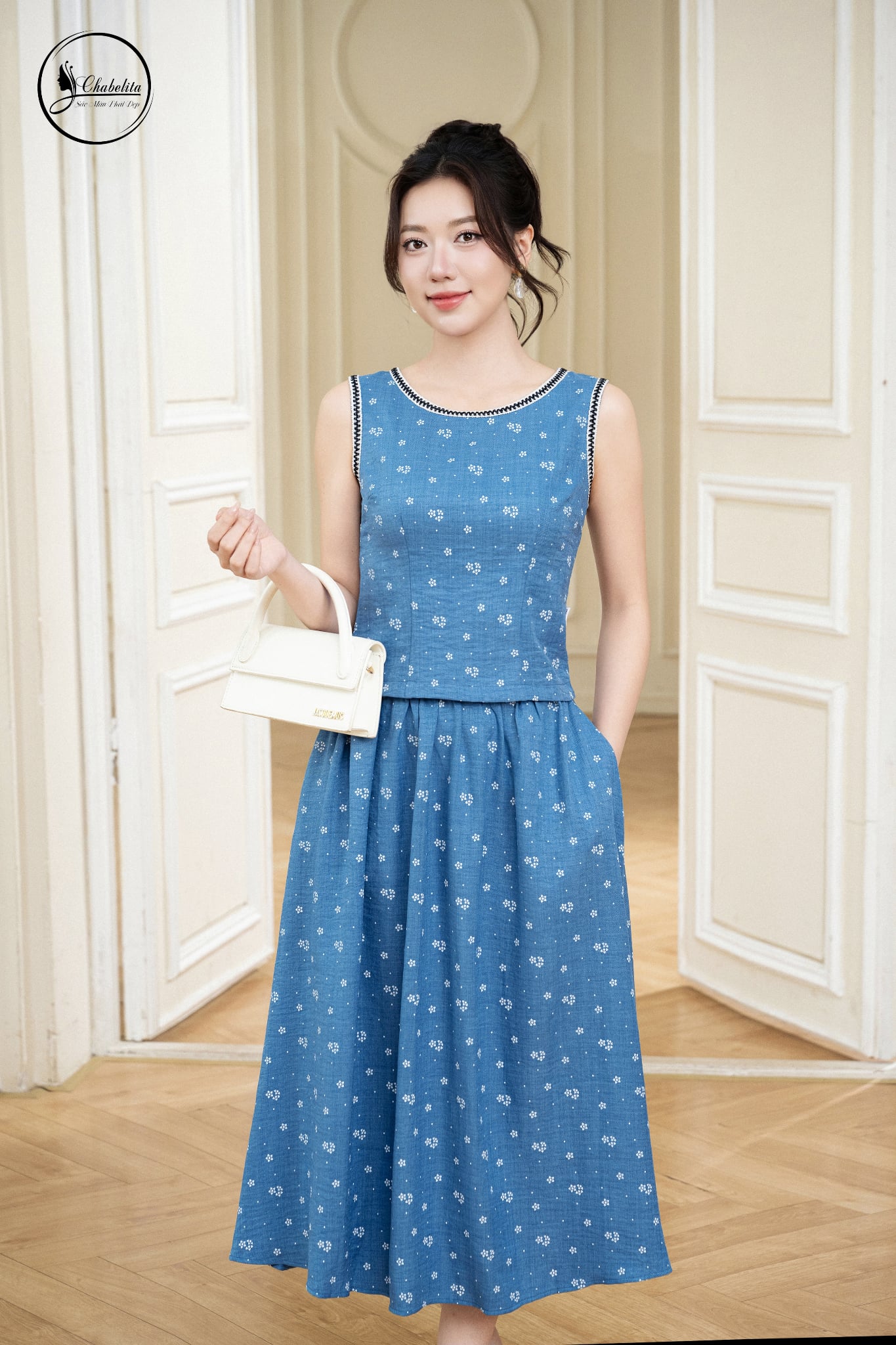 Sét bộ áo sát nách cổ tròn phối viền màu xanh