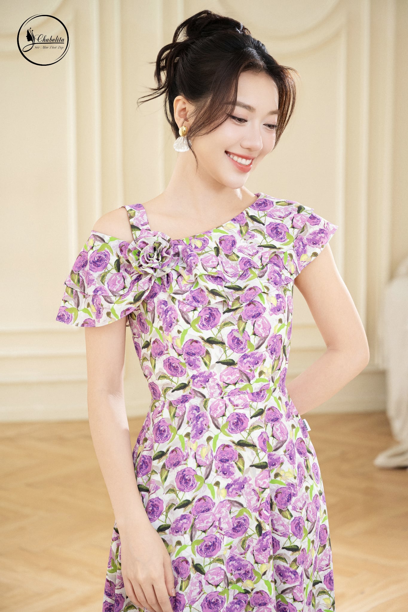 Đầm sát nách cổ tròn phối bèo hoa tím