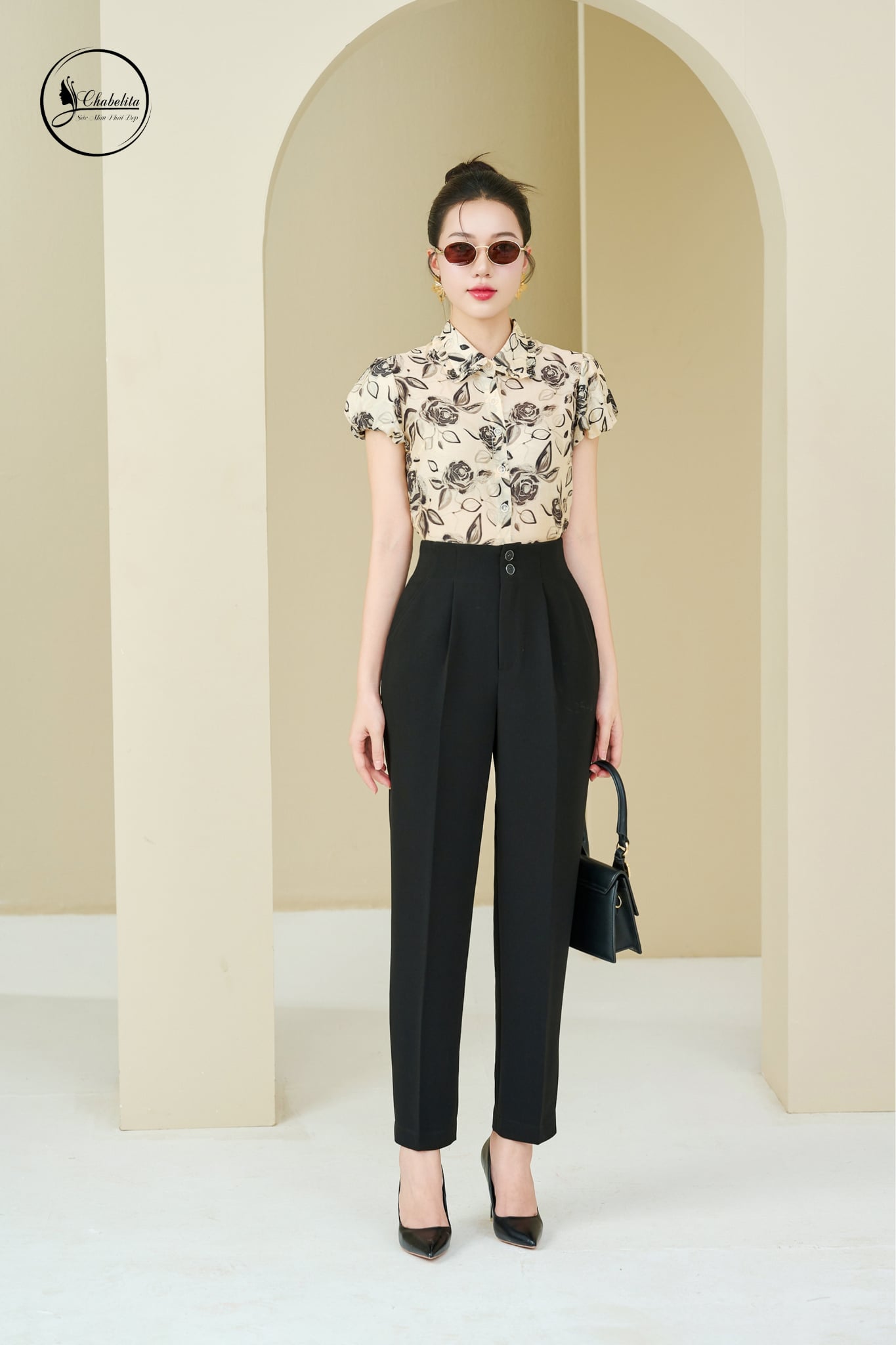 Áo sơ mi cổ đức phối bèo hoa đen