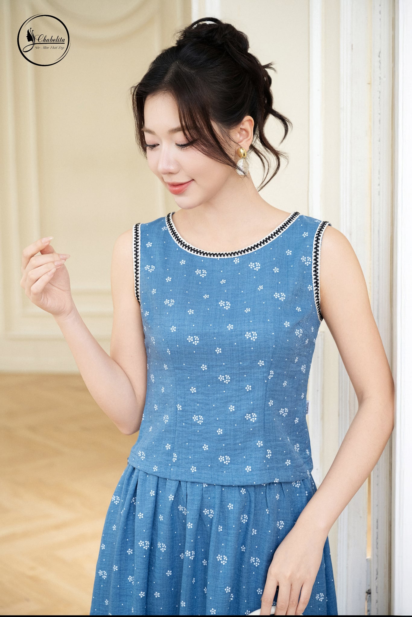 Sét bộ áo sát nách cổ tròn phối viền màu xanh