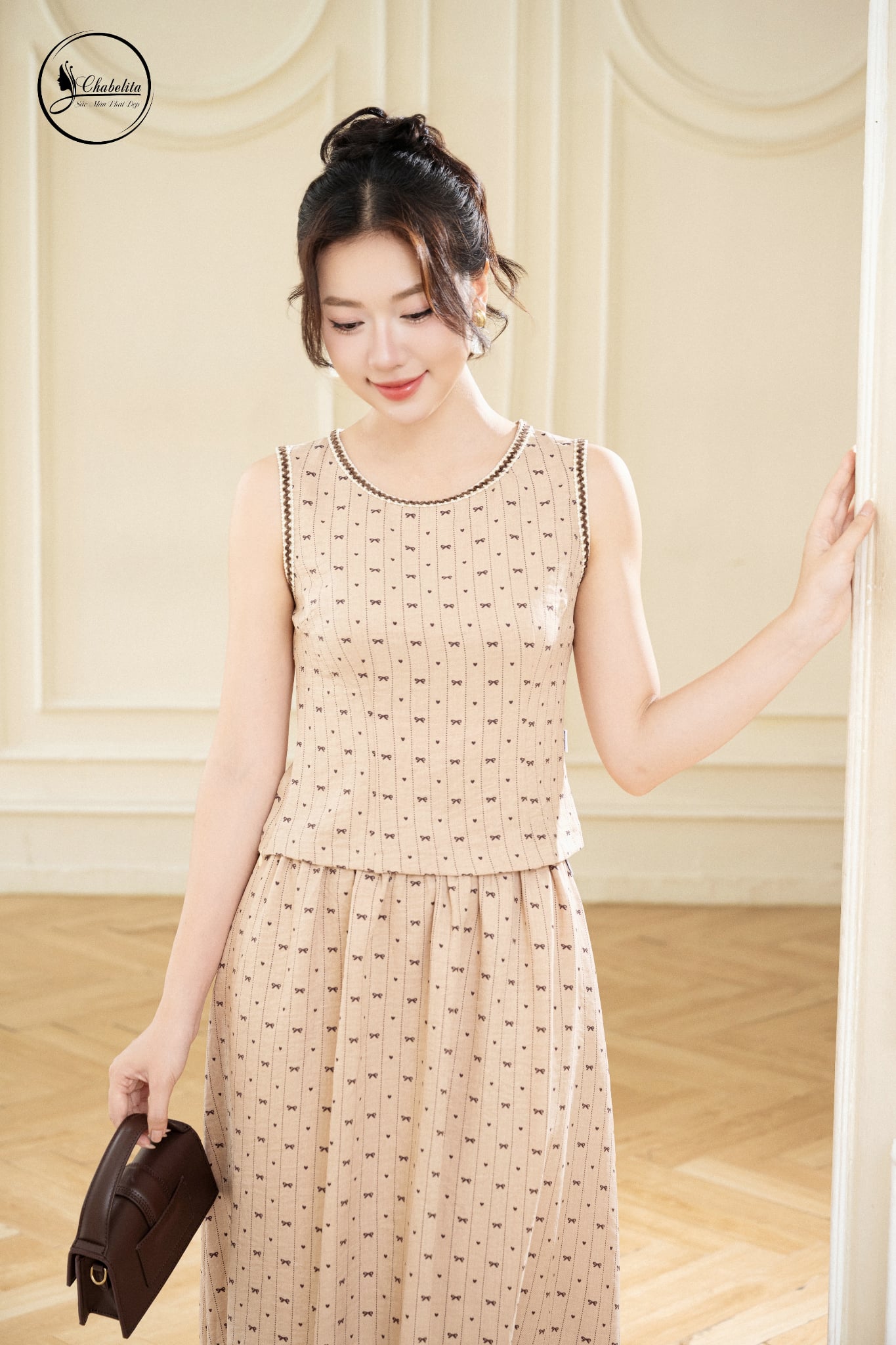 Sét bộ áo sát nách cổ tròn phối viền màu be