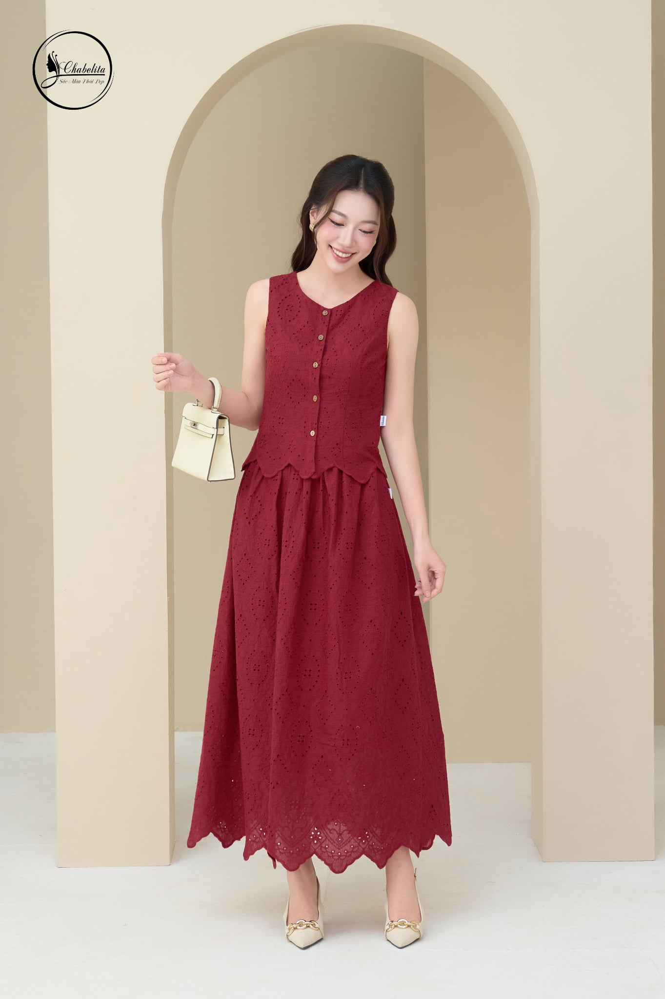 Áo ren sát nách cổ tròn màu đỏ