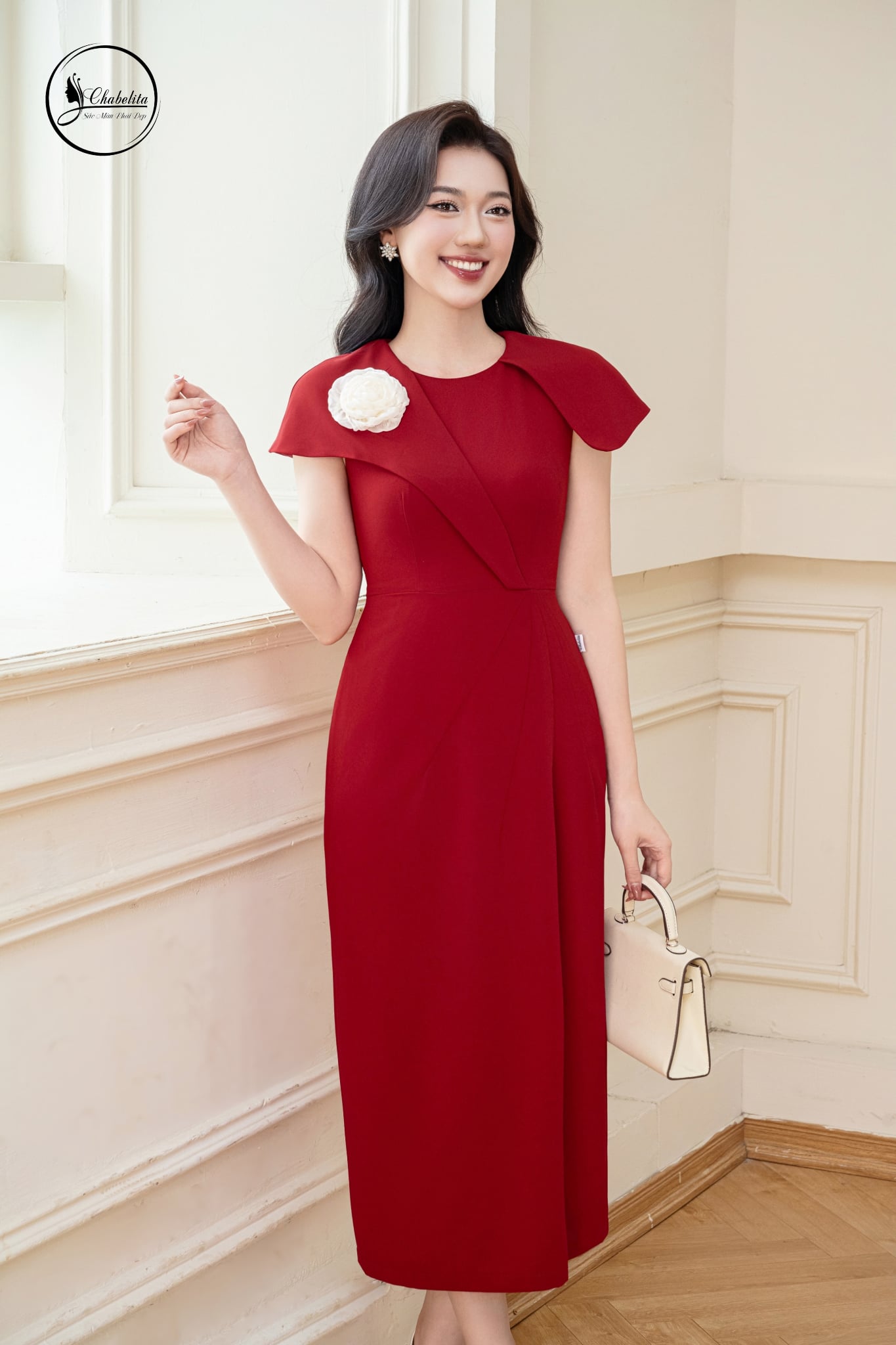 Đầm xòe sát nách màu đỏ