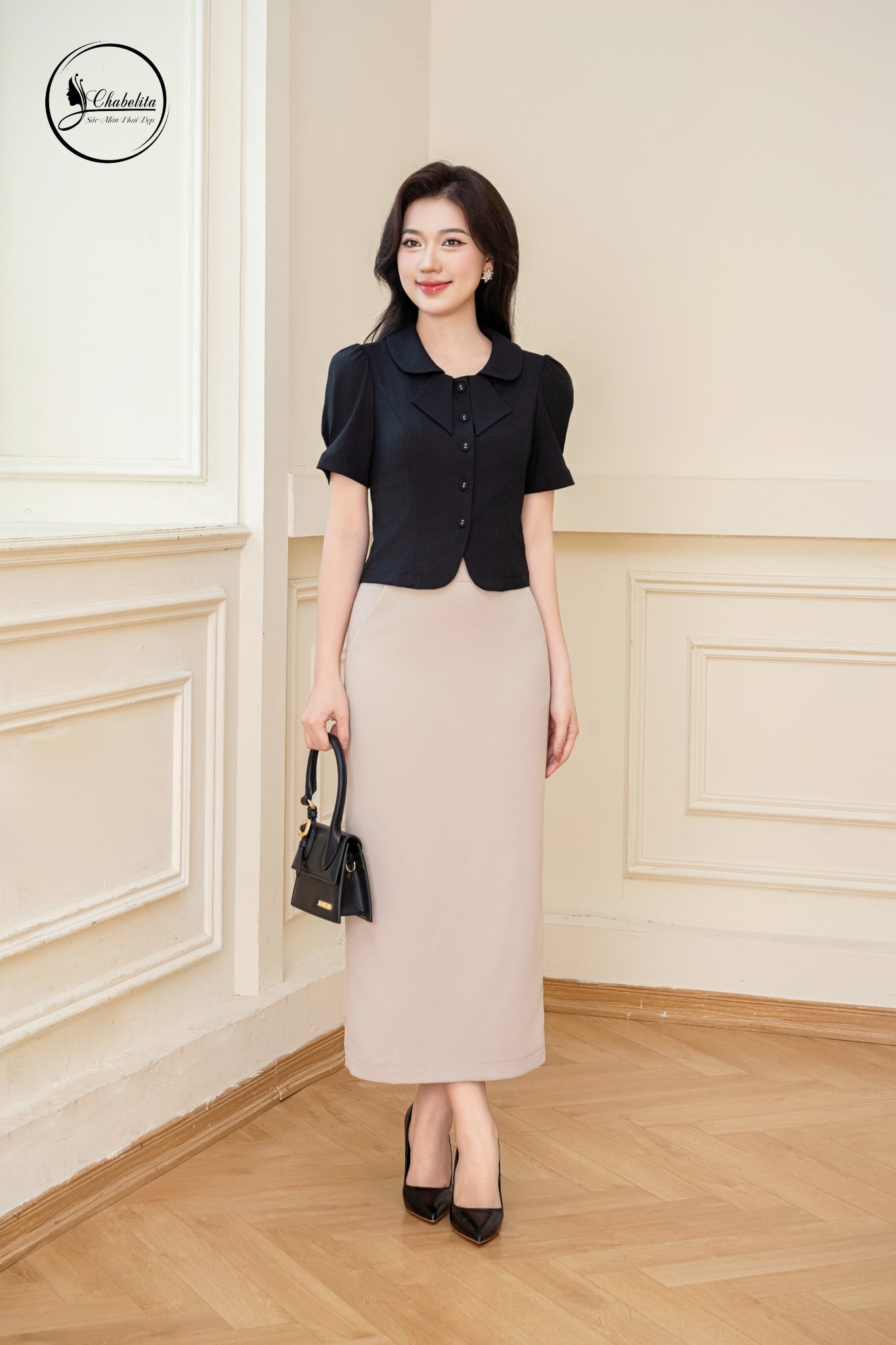 Sơ mi cổ lá màu đen