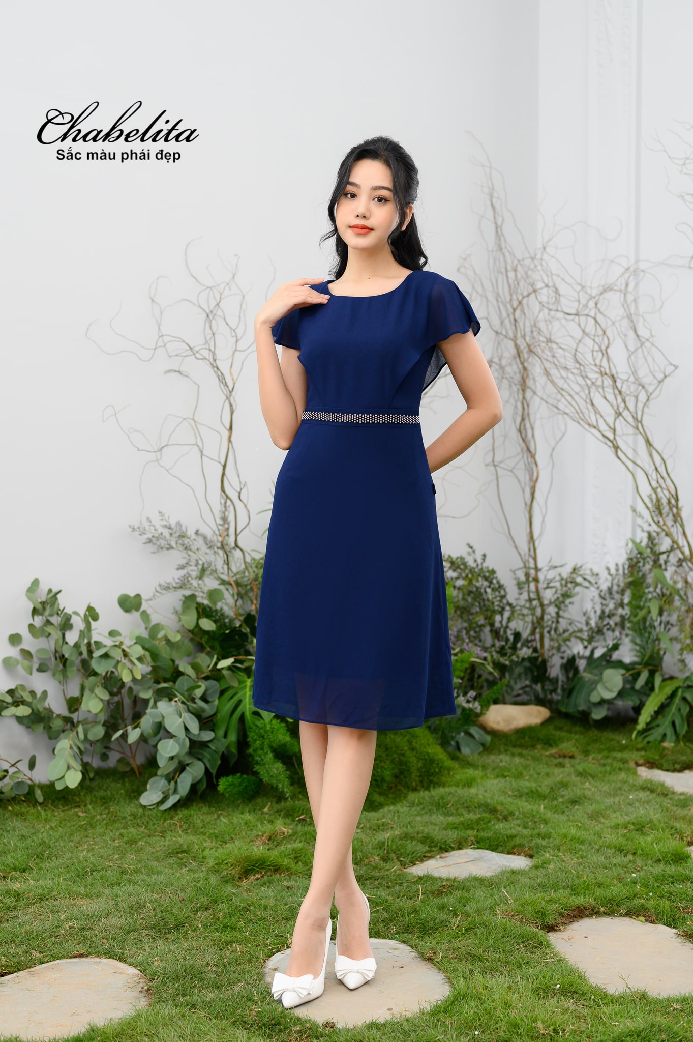 Đầm von đính đá eo màu xanh | Thời trang chabelita