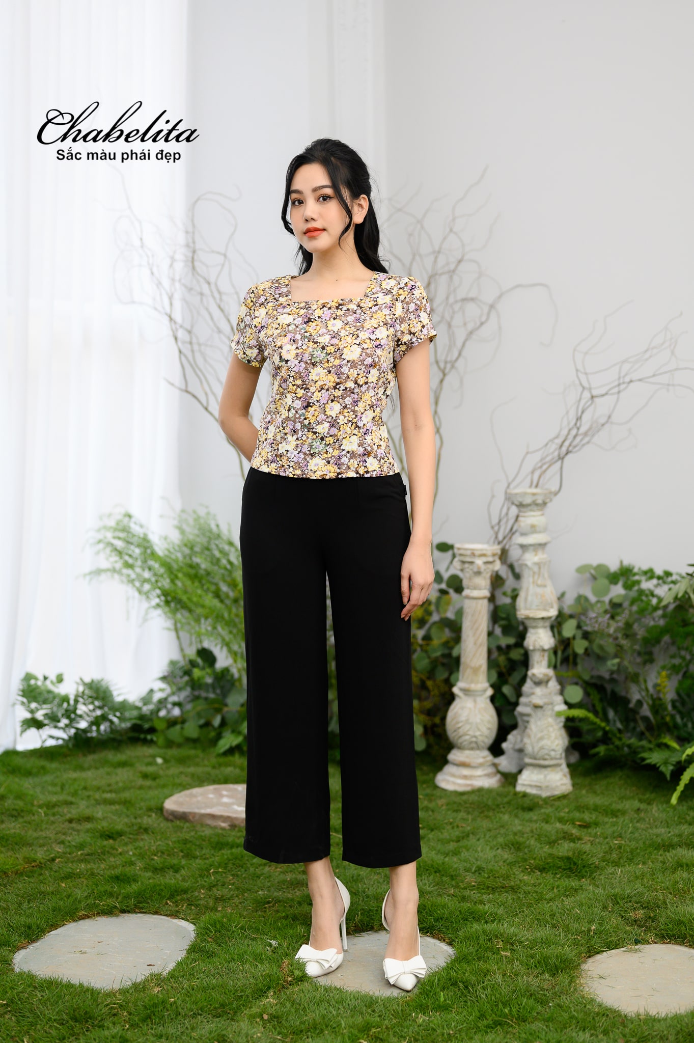 Áo cổ vuông cloptop màu vàng