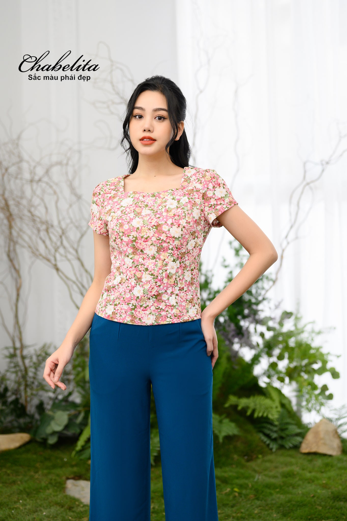 Áo cổ vuông cloptop màu hồng