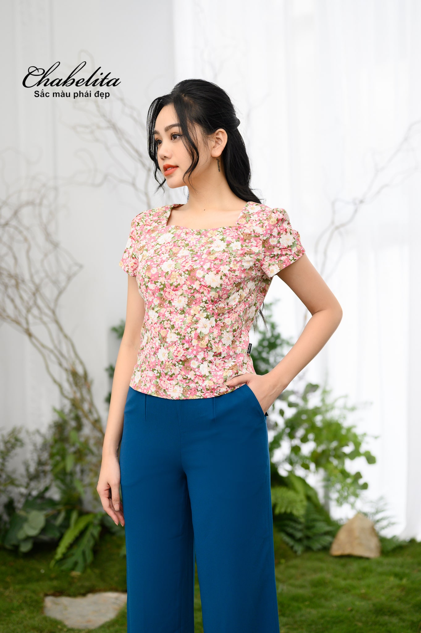 Áo cổ vuông cloptop màu hồng