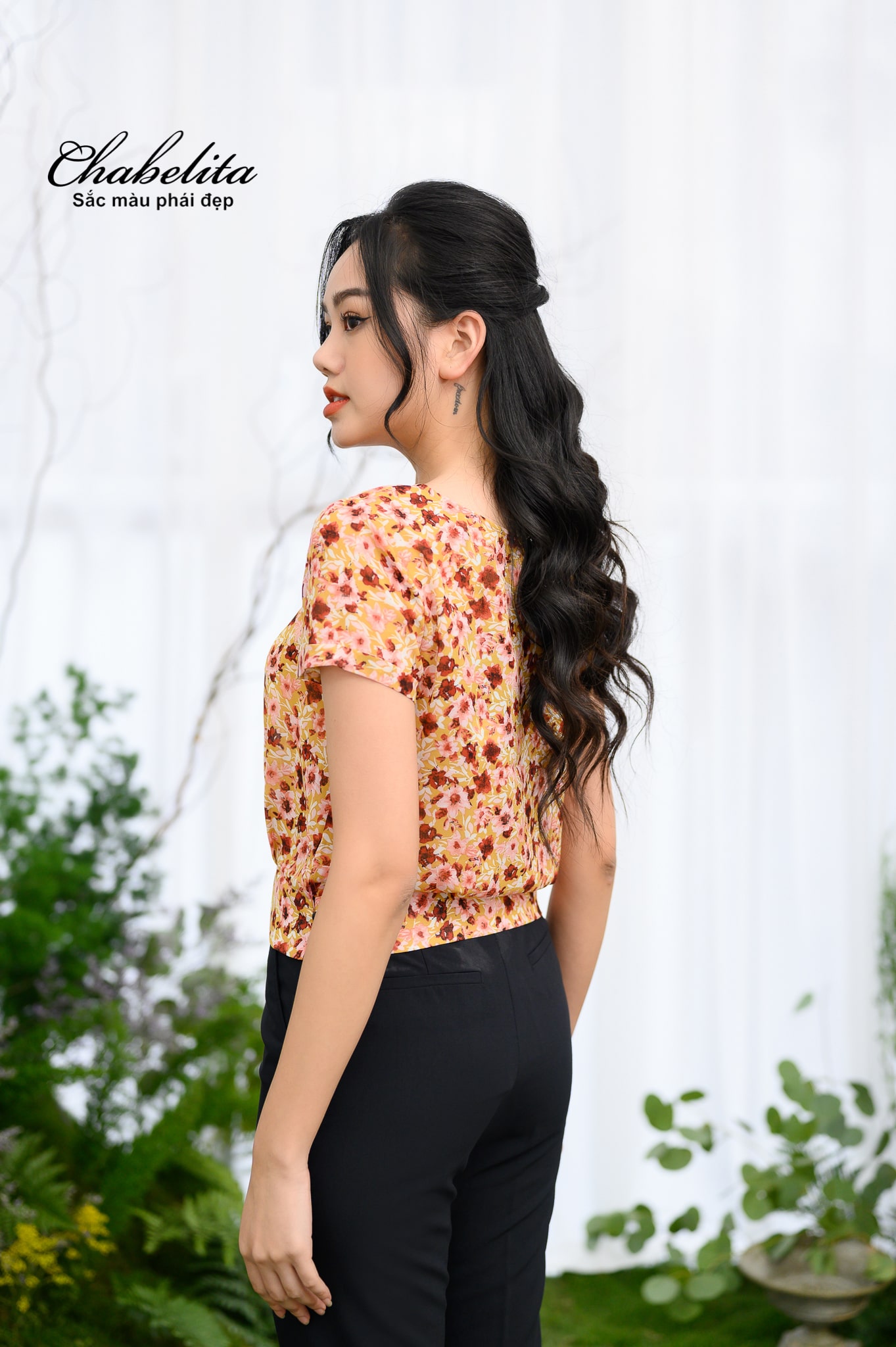 Áo bo gấu màu vàng