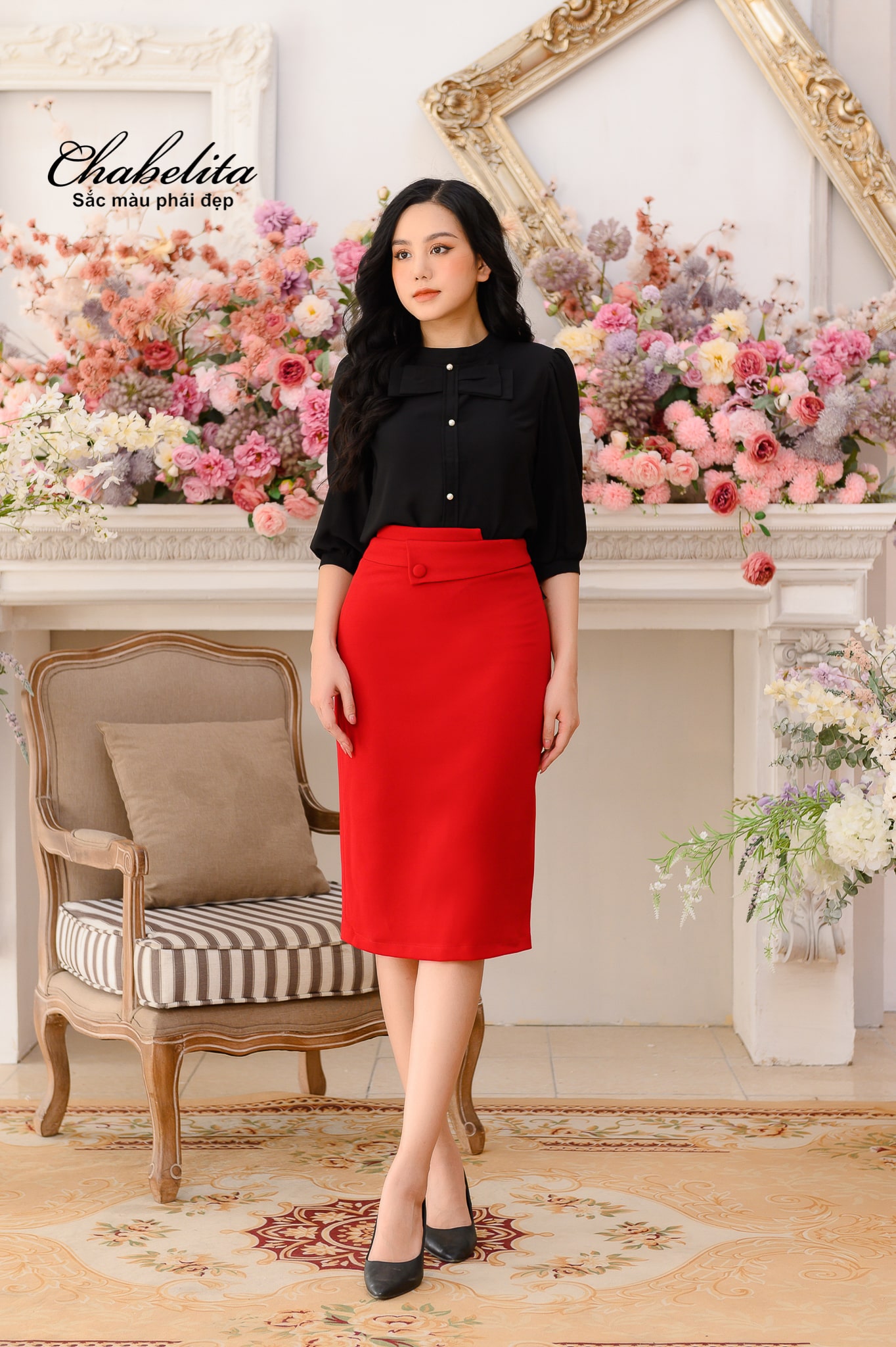 Áo cổ nơ màu đen