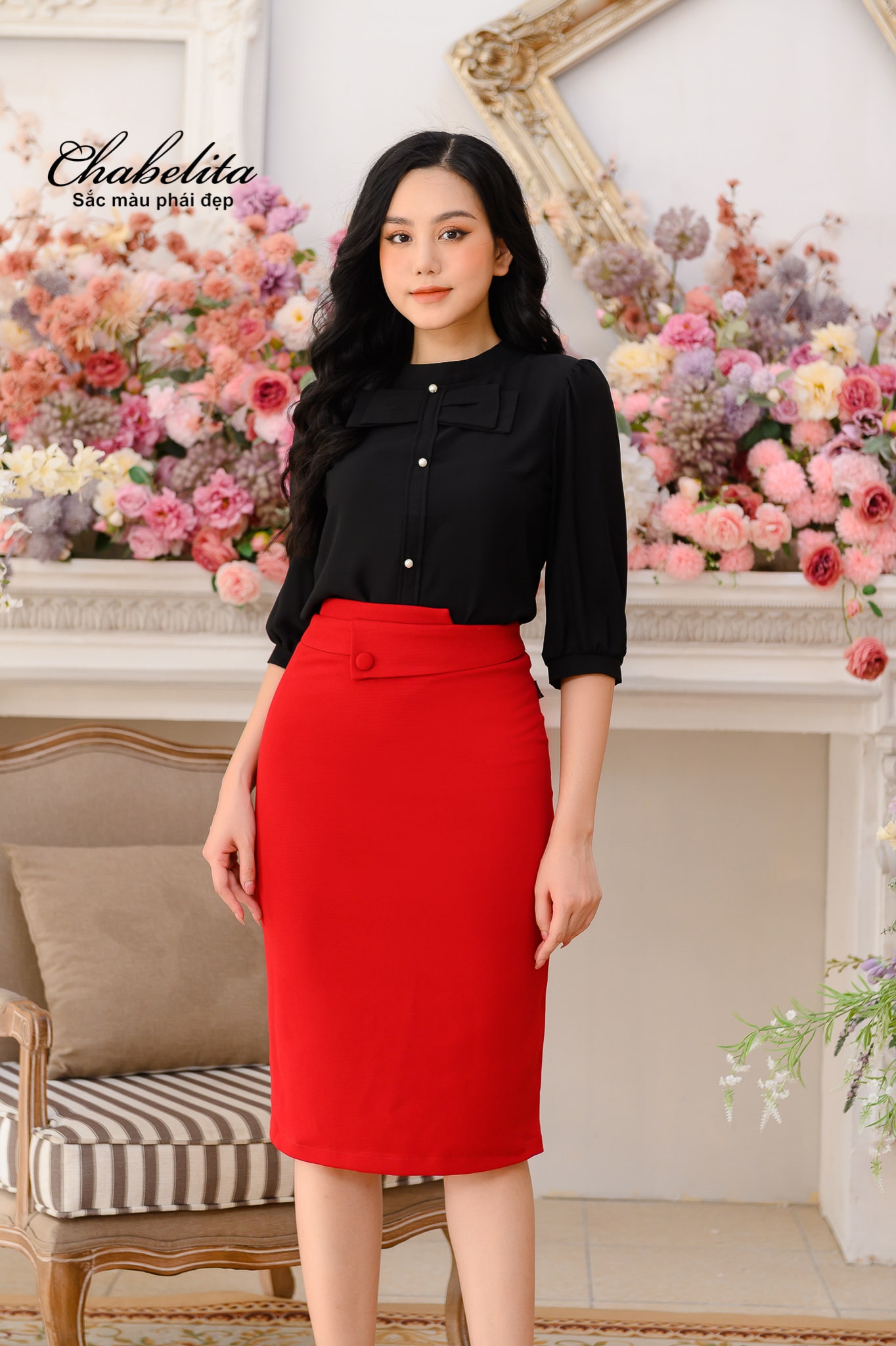 Áo cổ nơ màu đen