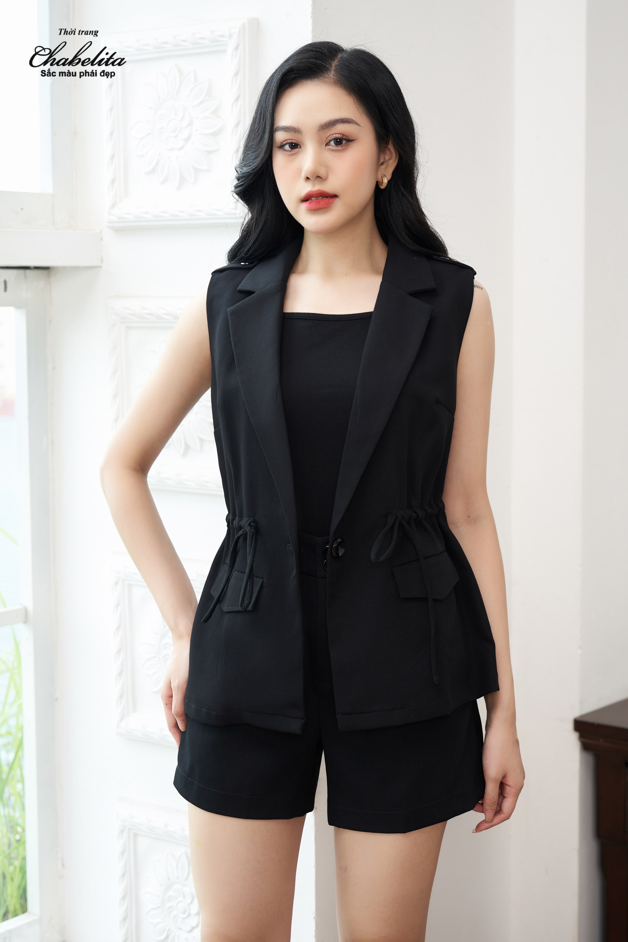 Vest khóm màu đen