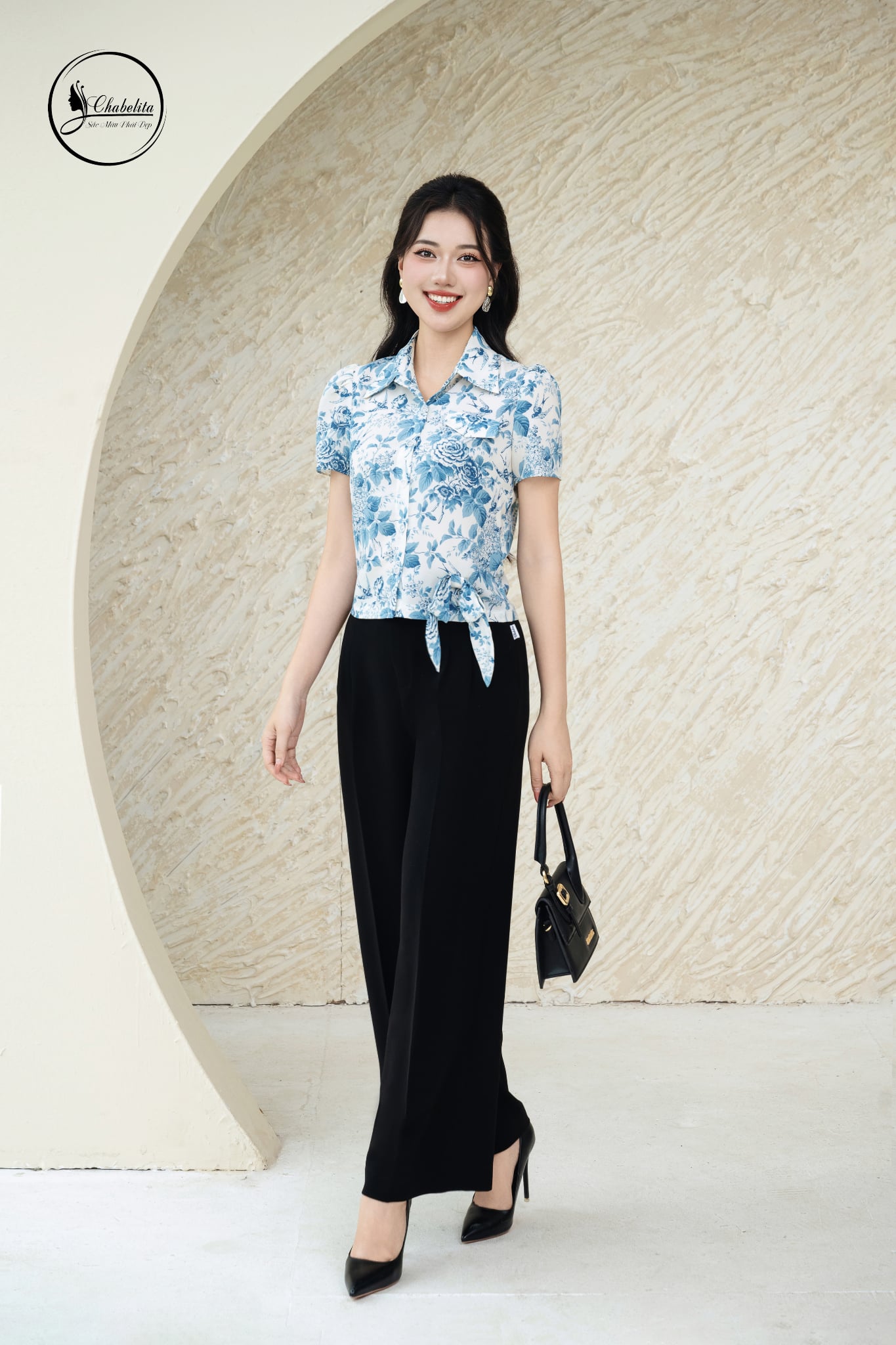 Sơ mi tay lỡ đính nơ hoa xanh