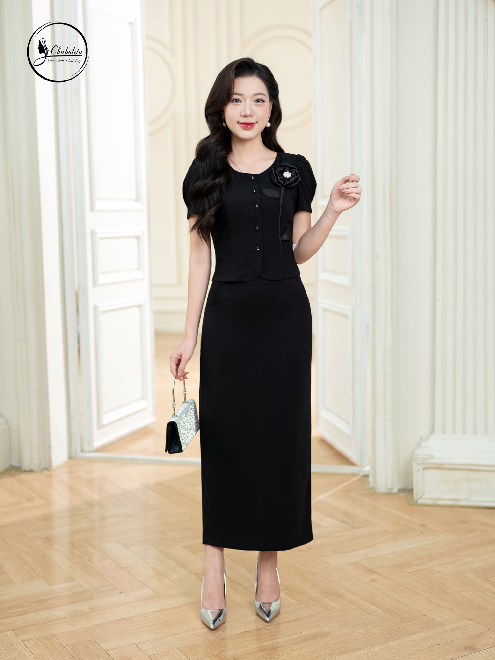 Bộ đính hoa màu đen