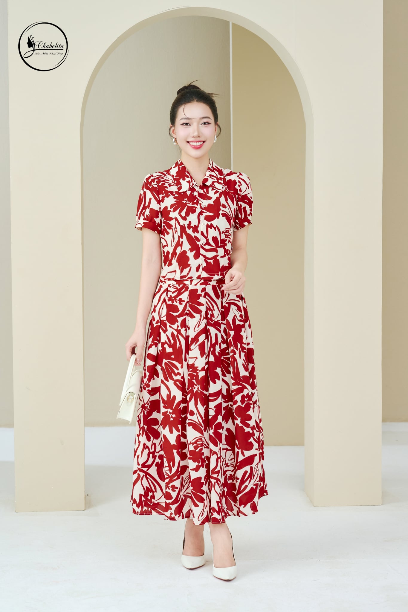 Sét bộ áo sơ mi phối chân váy màu đỏ