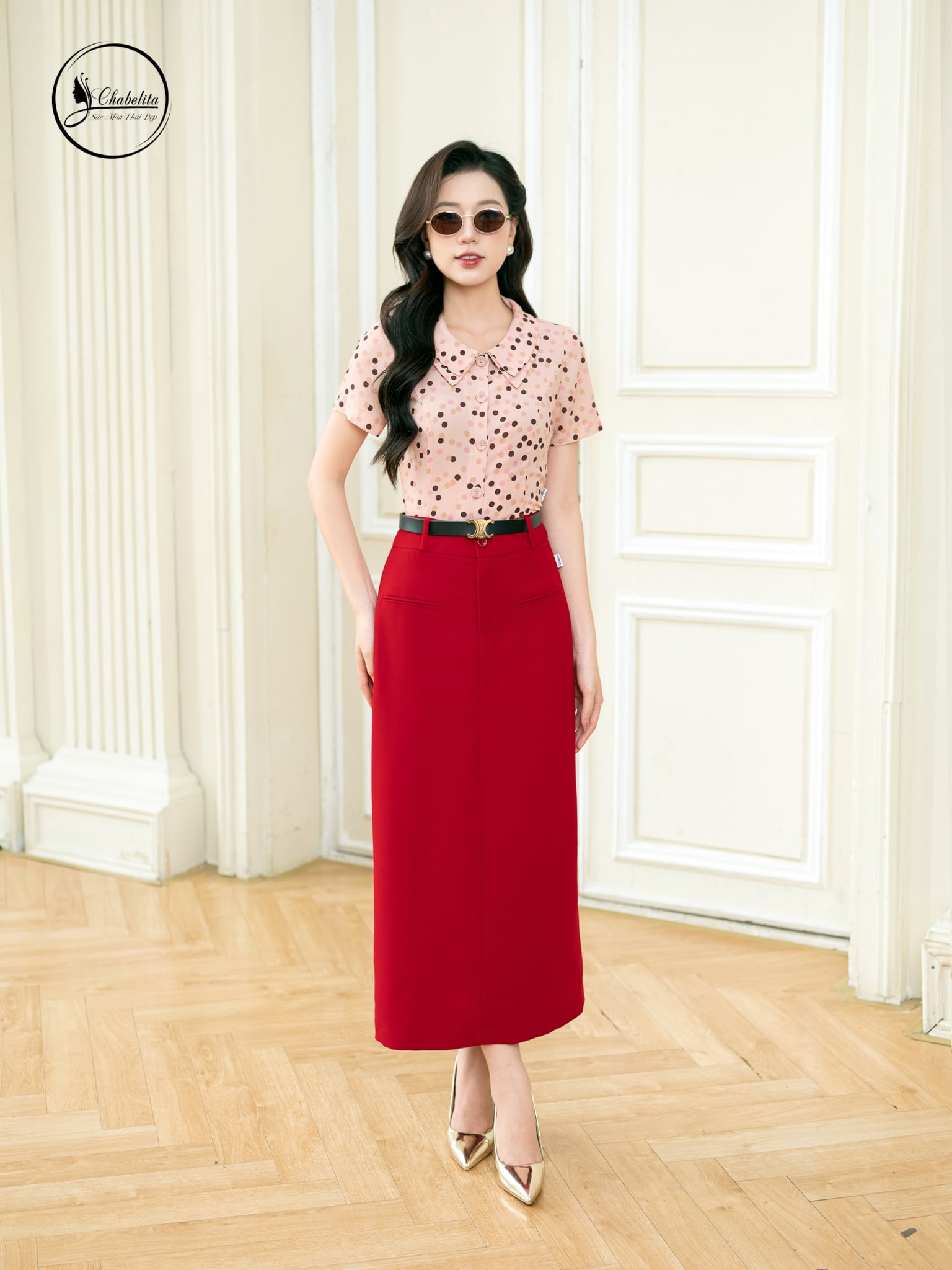 Chân váy dáng A dài màu đỏ