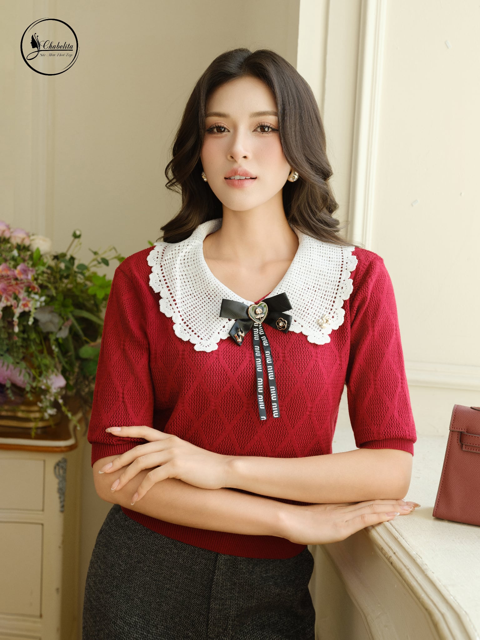 Áo len phối cổ màu đỏ