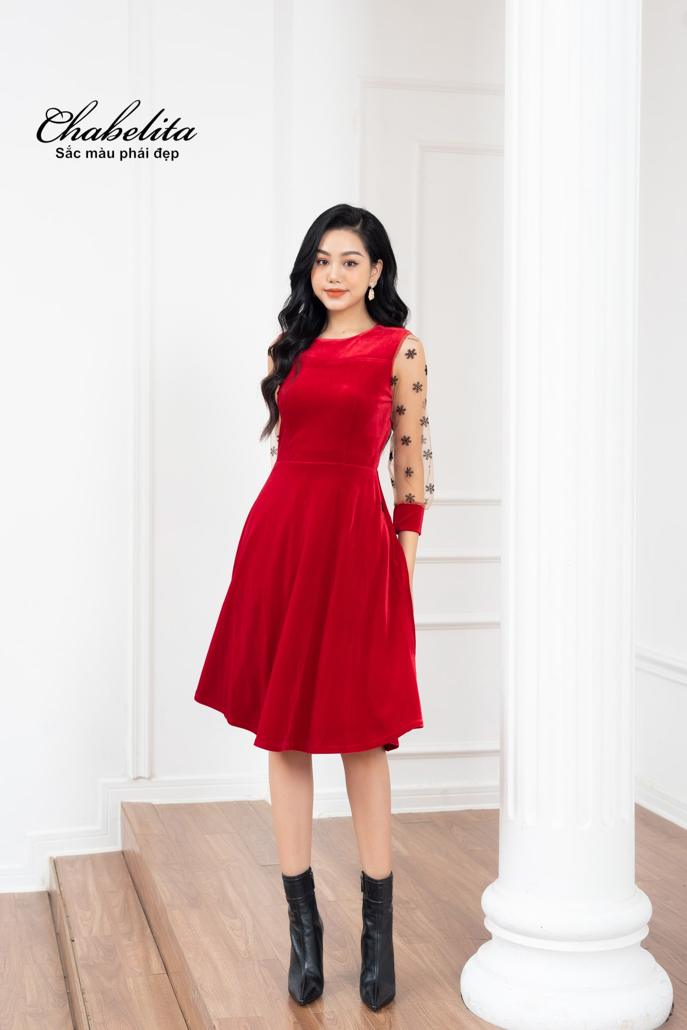 Đầm nhung A phối tay màu đỏ