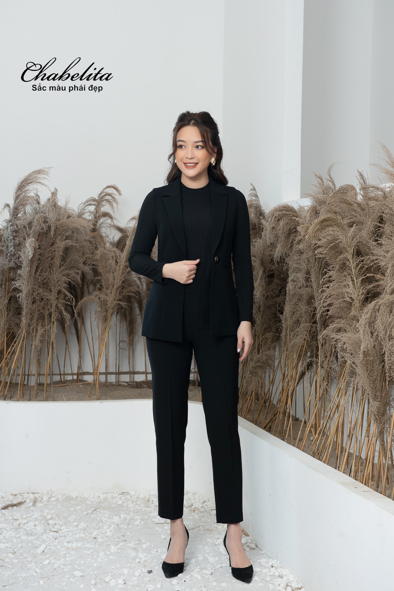 Jile ngắn màu đen