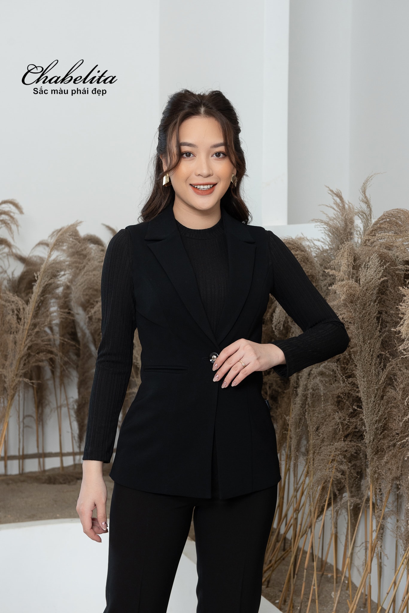 Jile ngắn màu đen