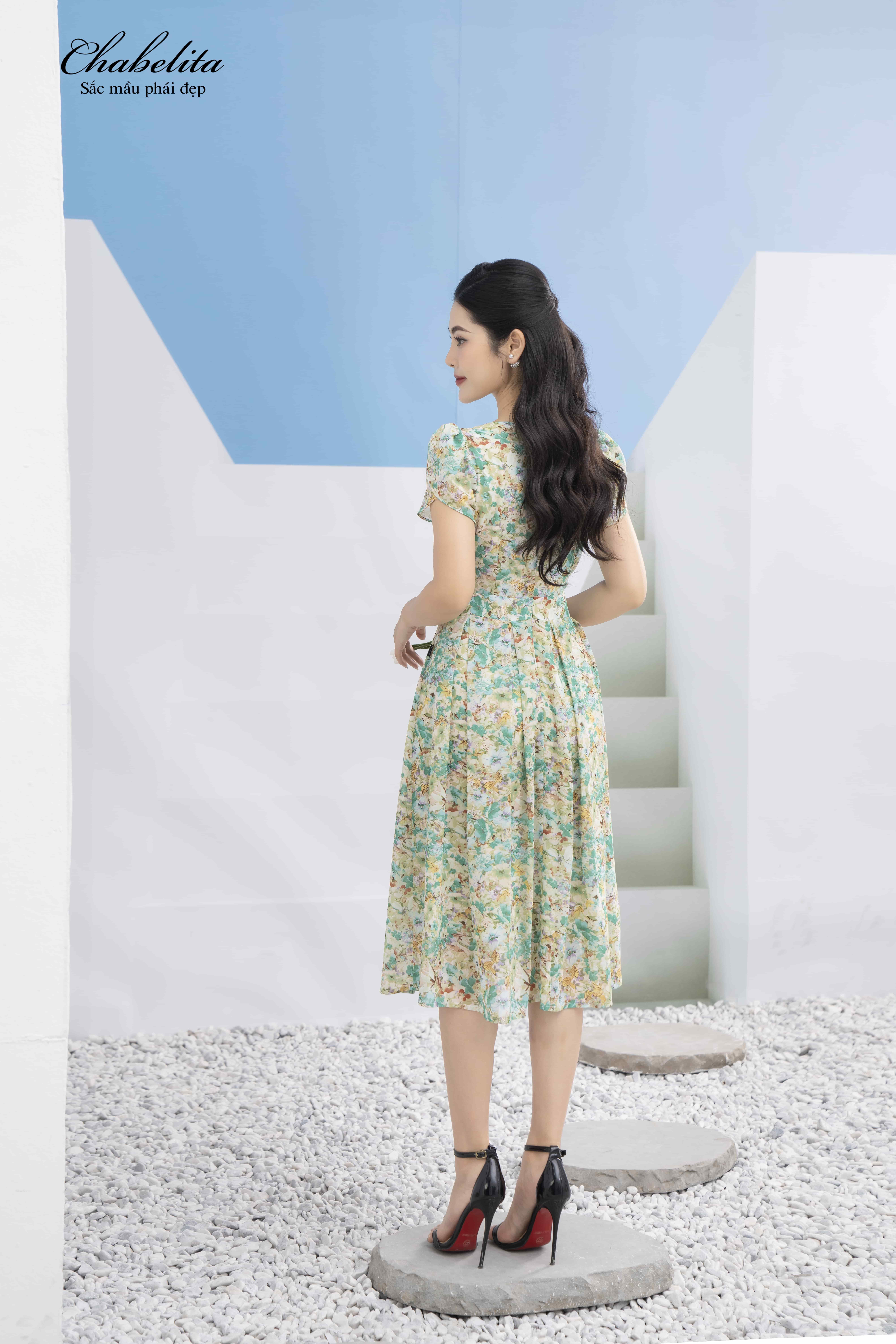 Đầm hoa màu xanh