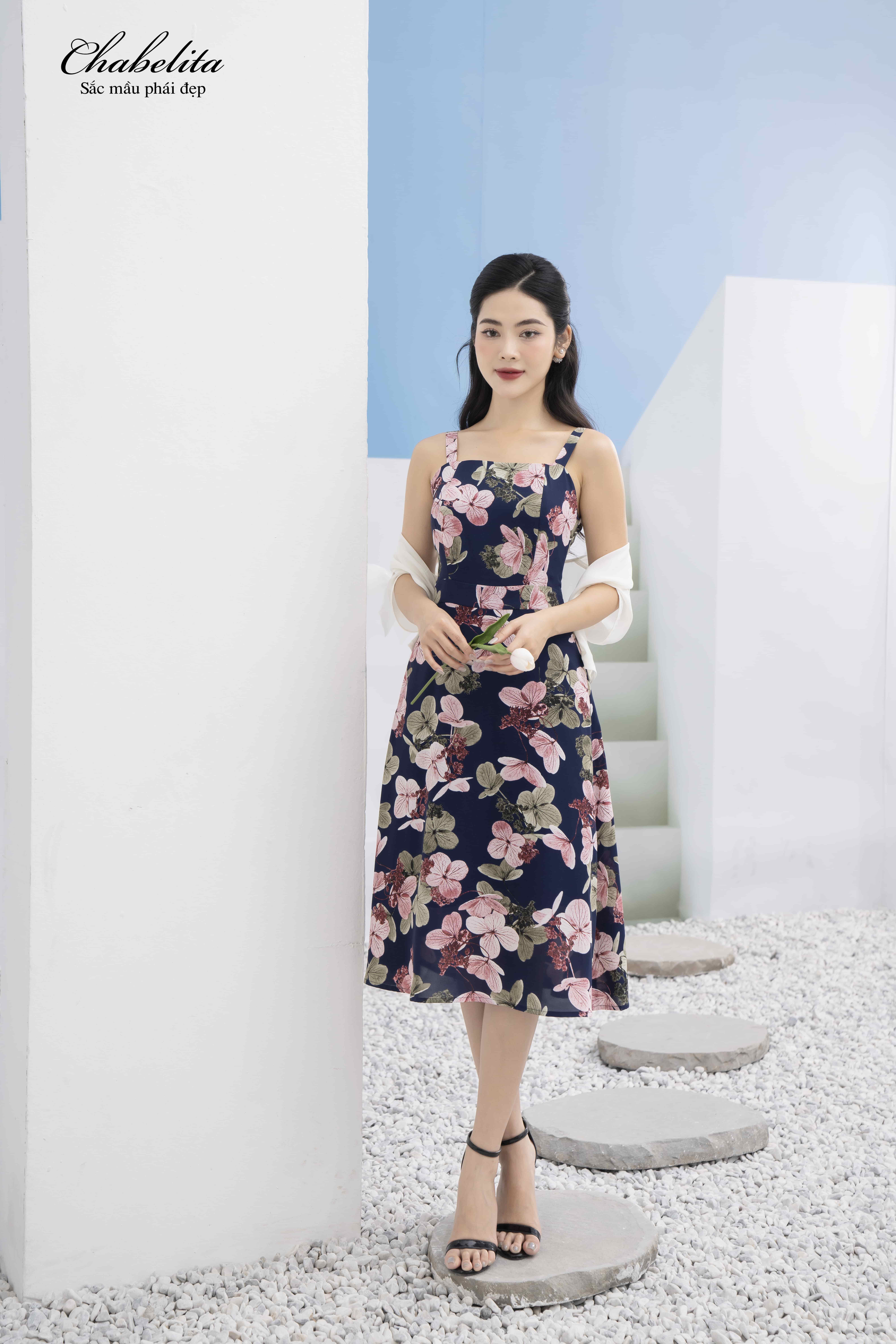 Đầm lụa hoa xanh than