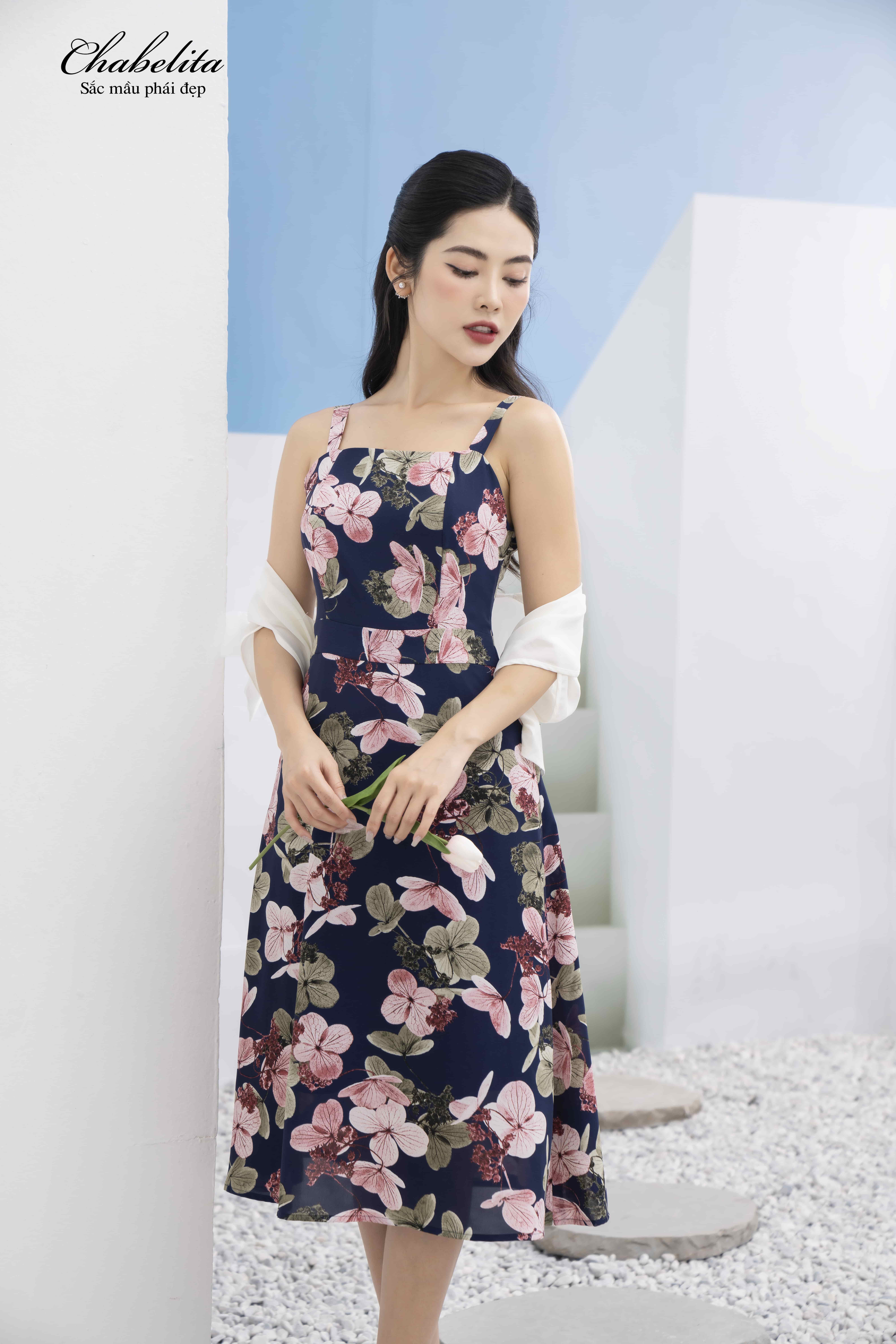 Đầm lụa hoa xanh than