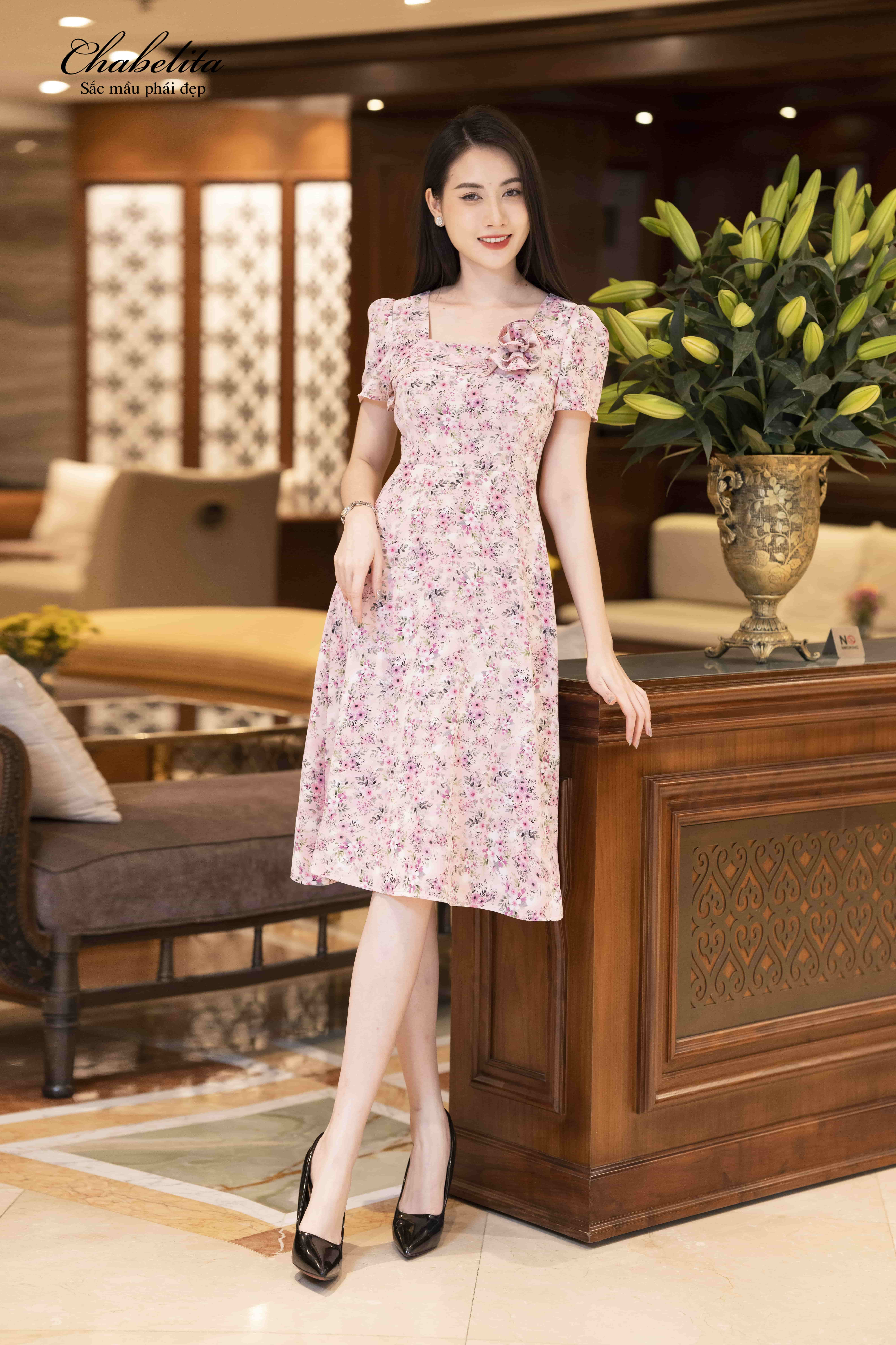 Đầm lụa hoa màu tím