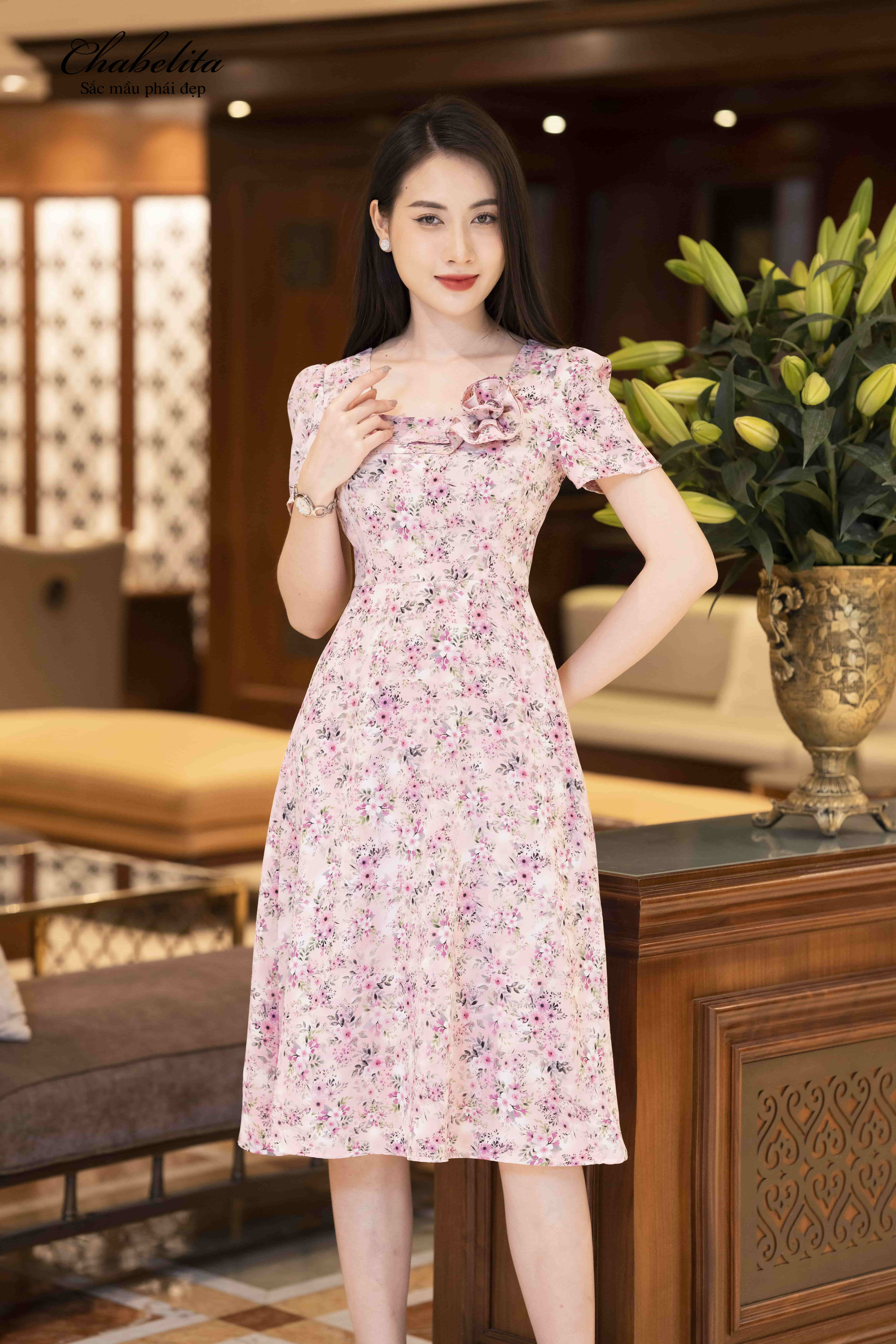 Đầm lụa hoa màu tím