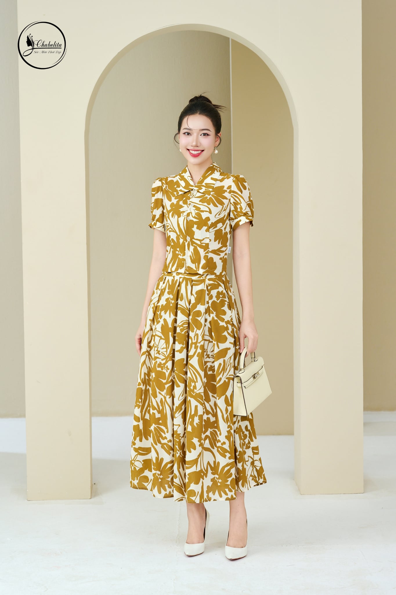 Sét bộ áo sơ mi phối chân váy màu vàng