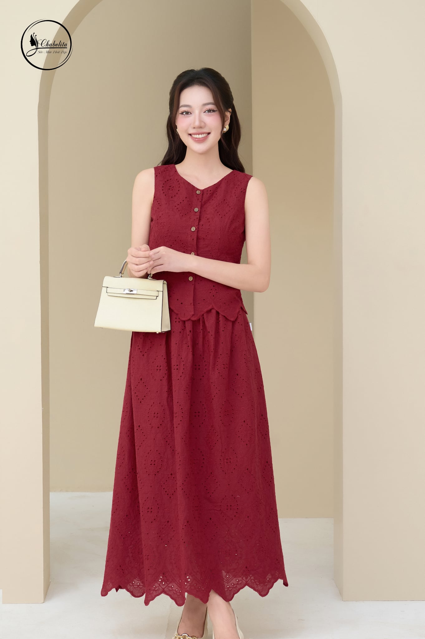 Áo ren sát nách cổ tròn màu đỏ