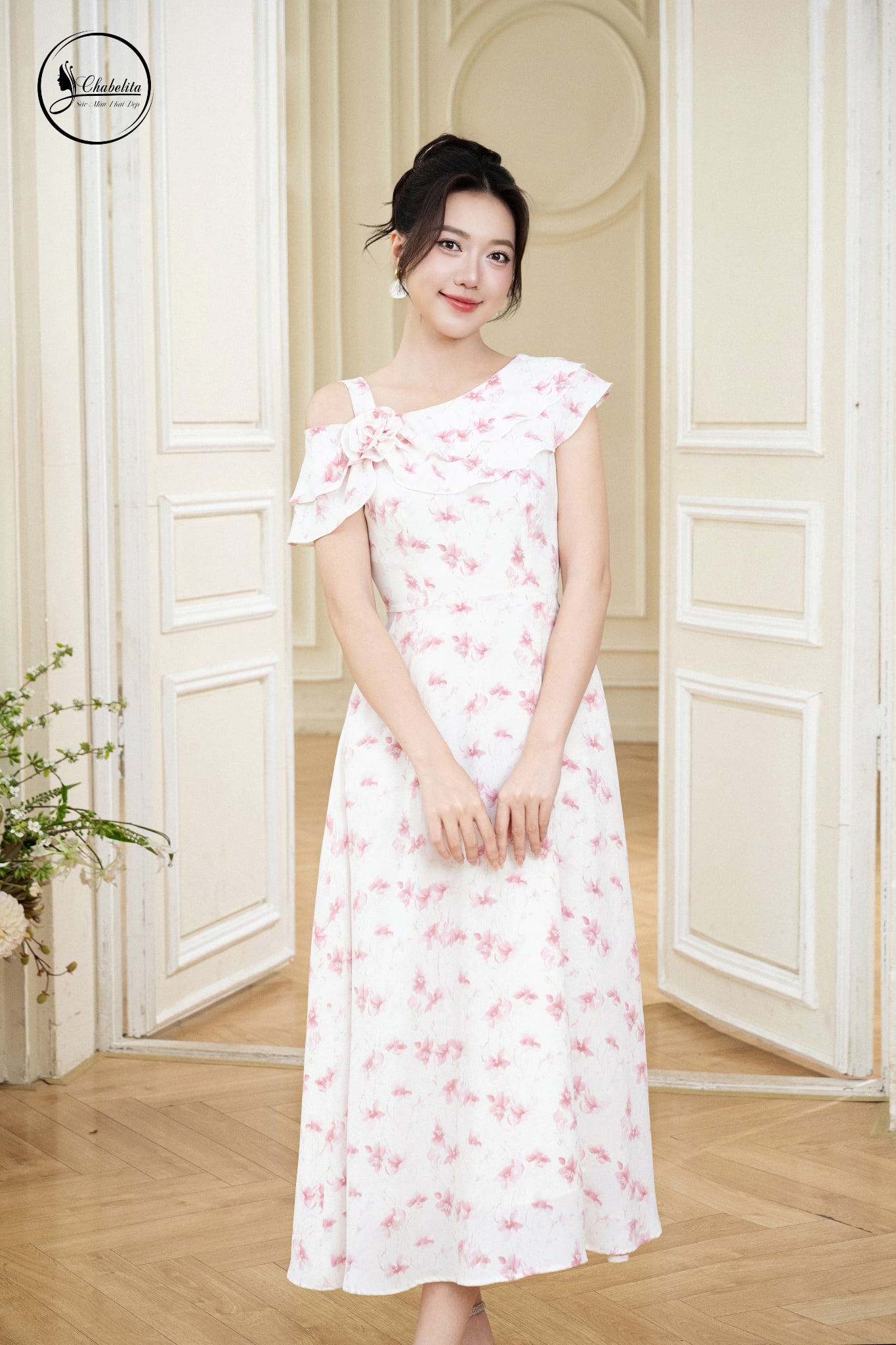 Đầm sát nách cổ tròn phối bèo hoa hồng