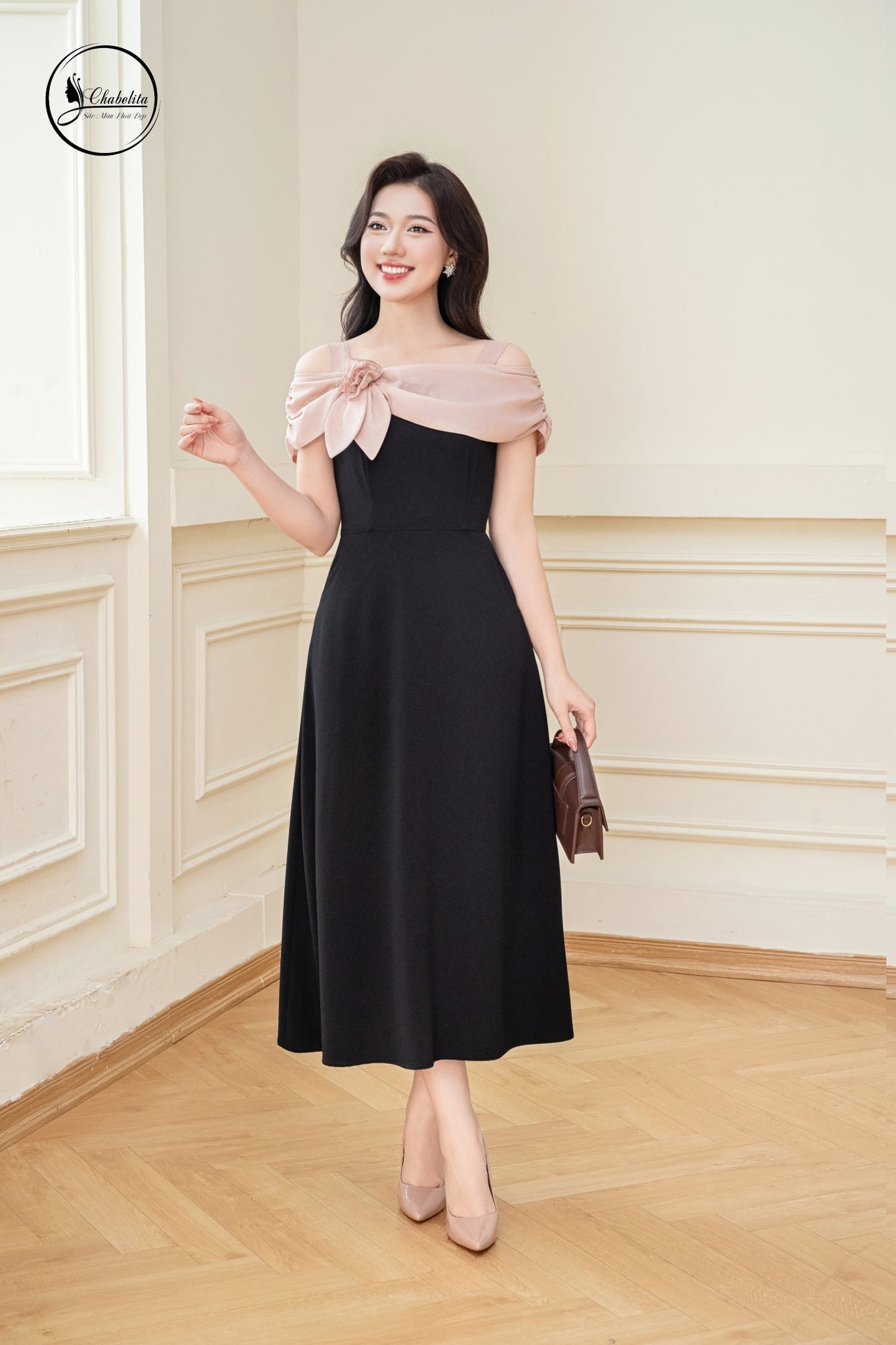 Đầm xòe trễ vai phối màu nâu