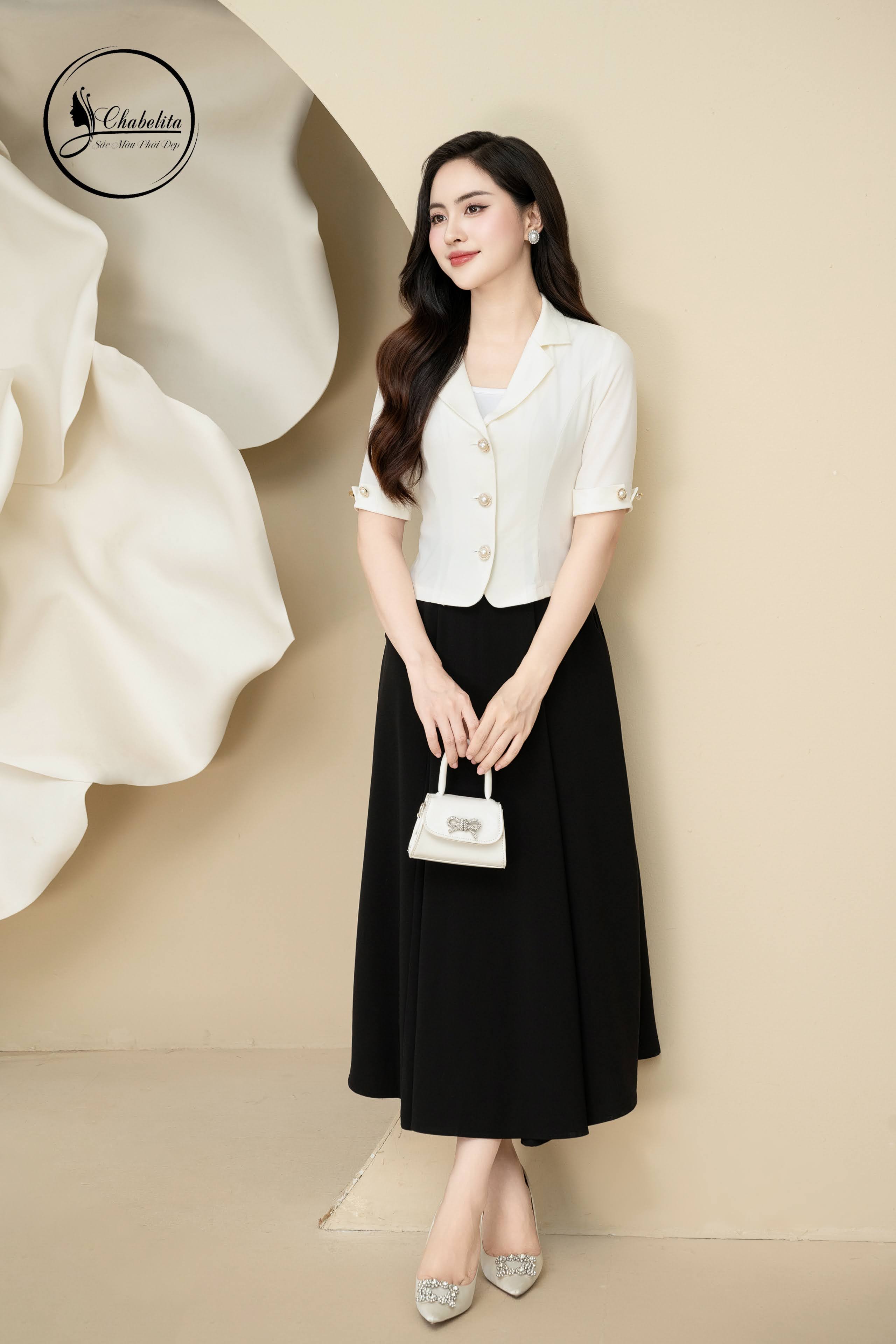 Áo ký giả tay lỡ màu trắng