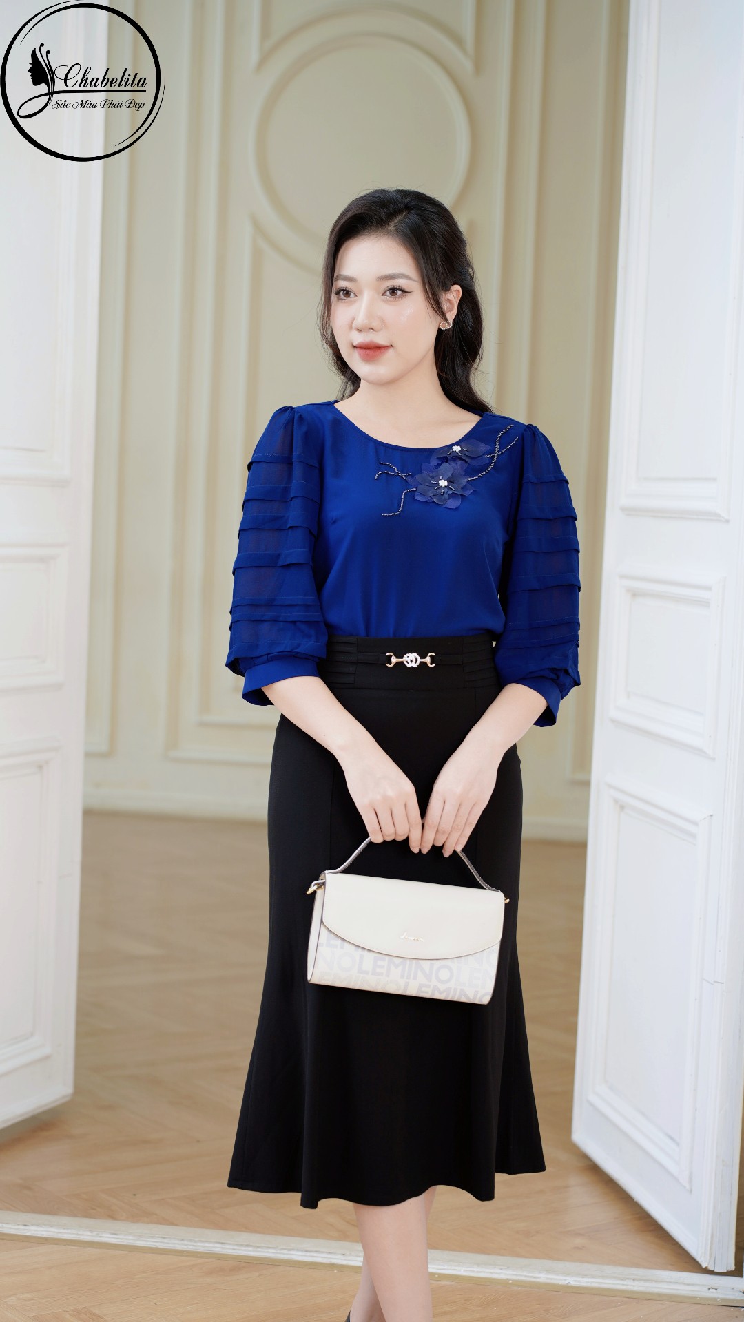 Áo phối tay thuê hoa màu xanh than