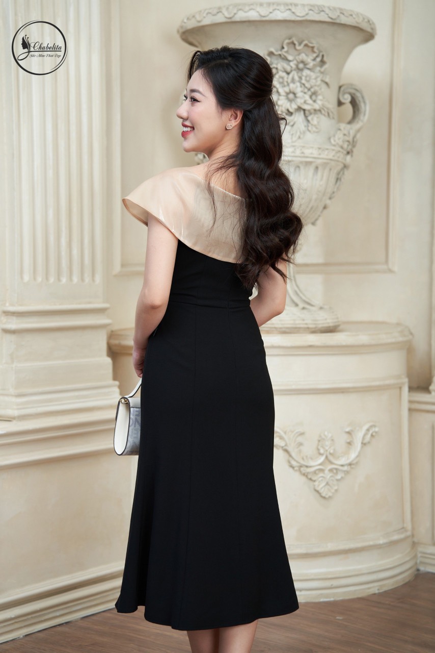 Đầm đuôi cá màu đen