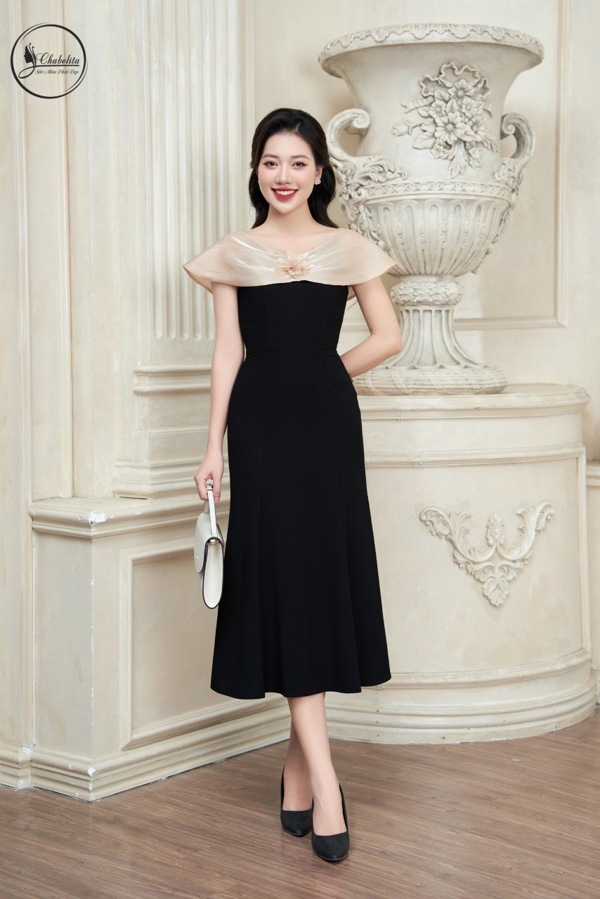 Đầm đuôi cá màu đen