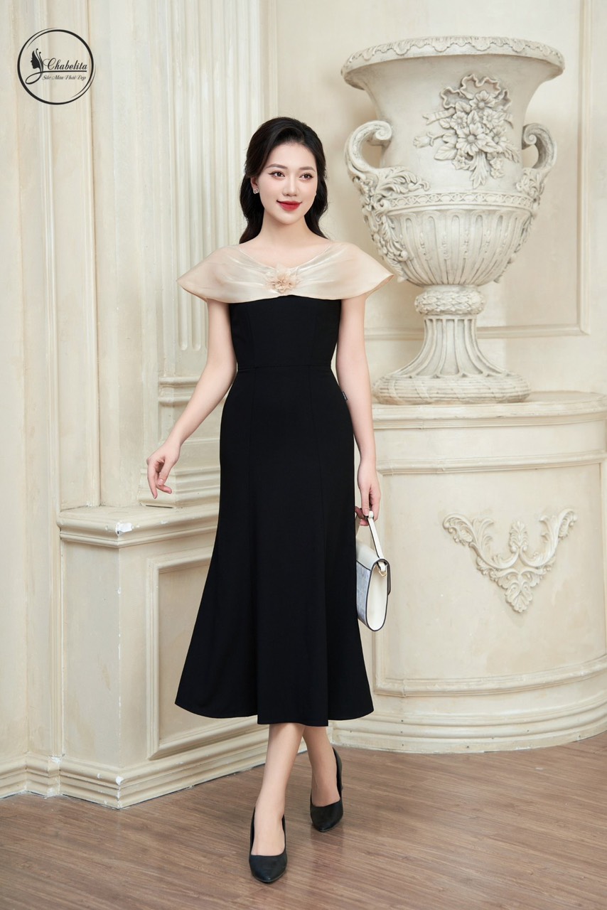 Đầm đuôi cá màu đen