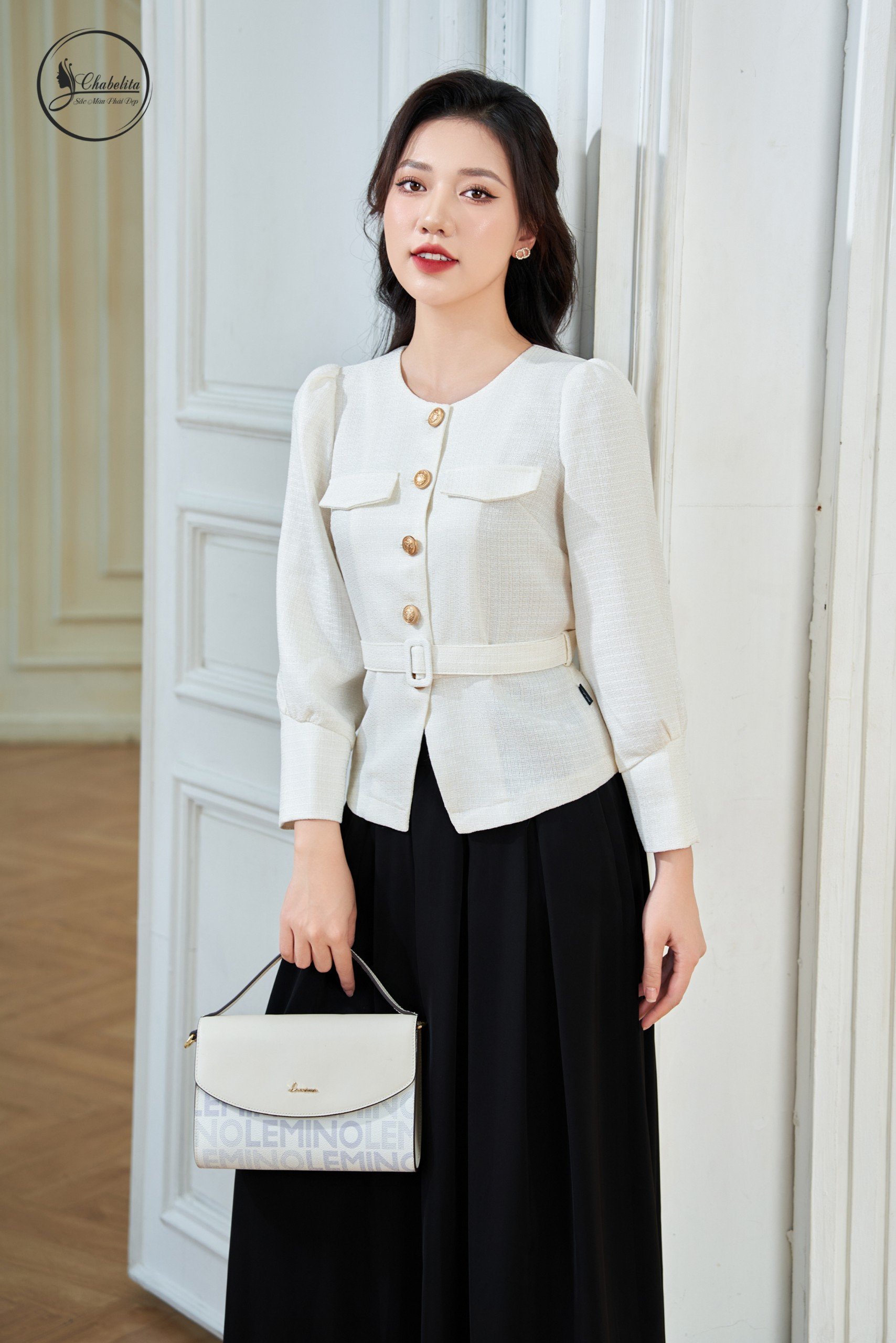 Áo ký giả đai eo màu trắng