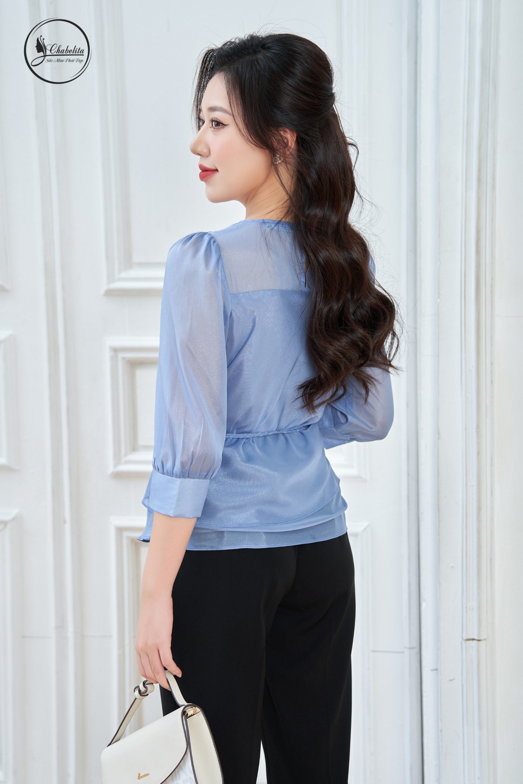 Áo sơ mi thuê hoa có dây eo màu xanh