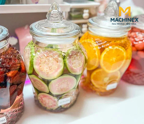 Rượu vang trái cây kết hợp thảo mộc và mật ong?