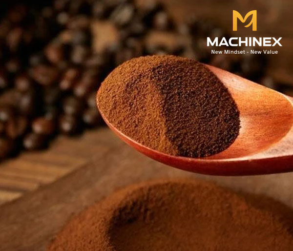 Sản phẩm bột cafe hòa tan có bị vón cục khi pha không?