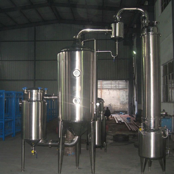 Những điều cần biết khi đặt mua tháp chưng cất rượu - Điểm khác biệt giữa nồi nấu rượu truyền thống và tháp chưng cất rượu