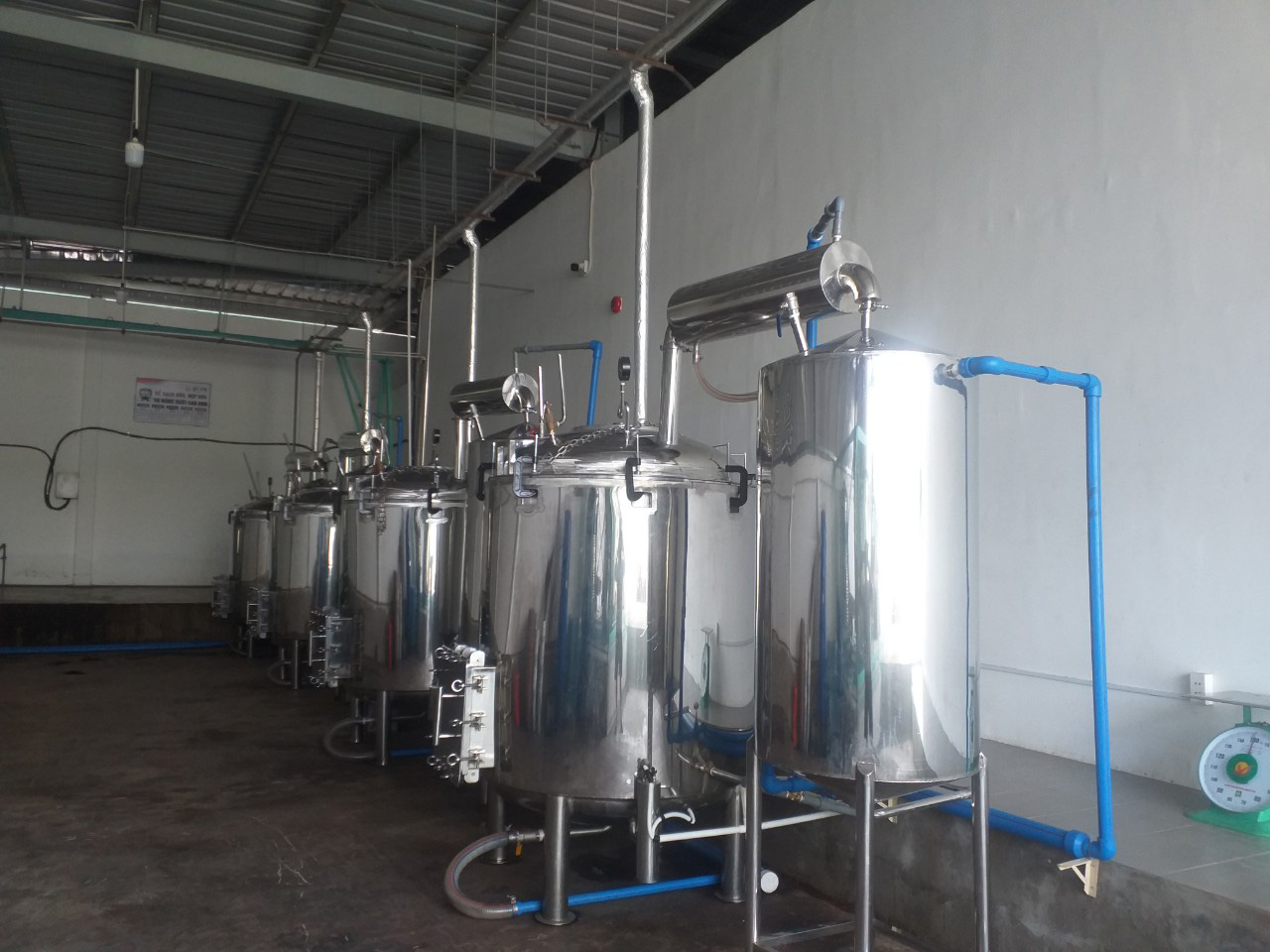 thiết bị chưng cất tinh dầu công nghiệp