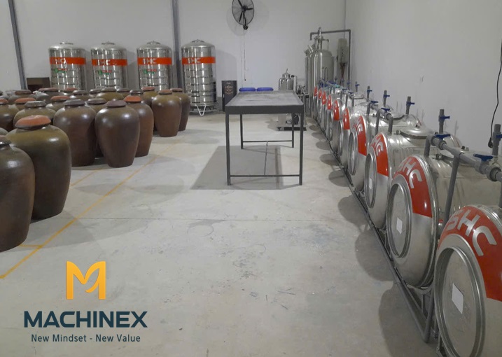 Chưng cất rượu bằng thiết bị hiện đại