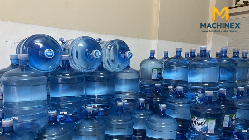 Giảm nhựa trong sản xuất nước đóng bình