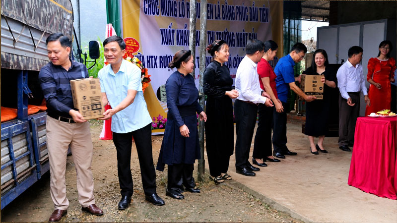 Hợp tác xã sản xuất rượu men lá Na Lang