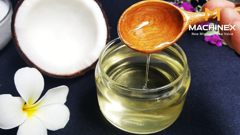 Tinh dầu bạc hà pha với dầu dừa