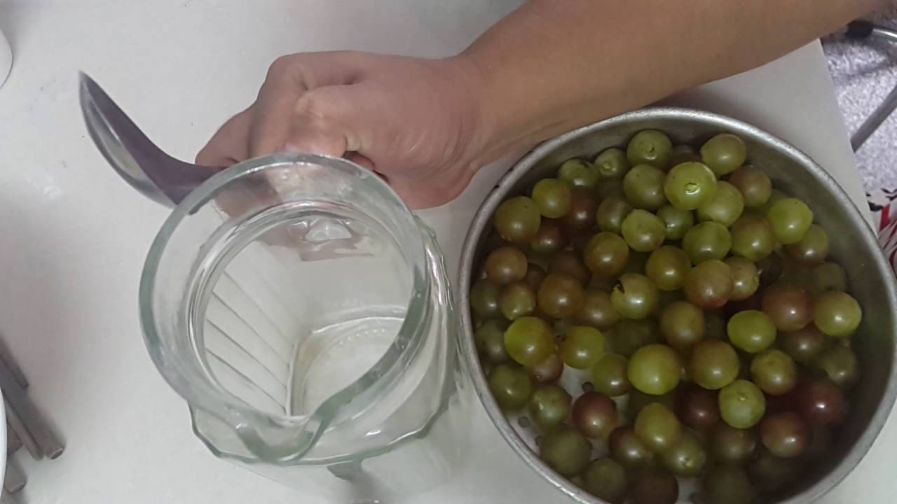 Ủ rượu nho tại nhà