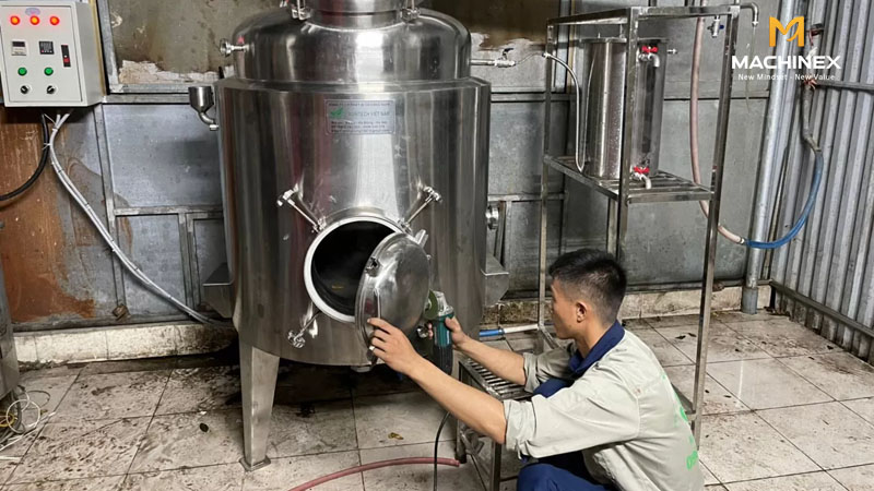 Vì sao tinh dầu quế có mùi gắt sau khi chưng cất